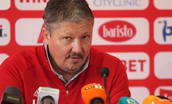 Никакво подценяване на съперника и строга дисциплина от първата секунда